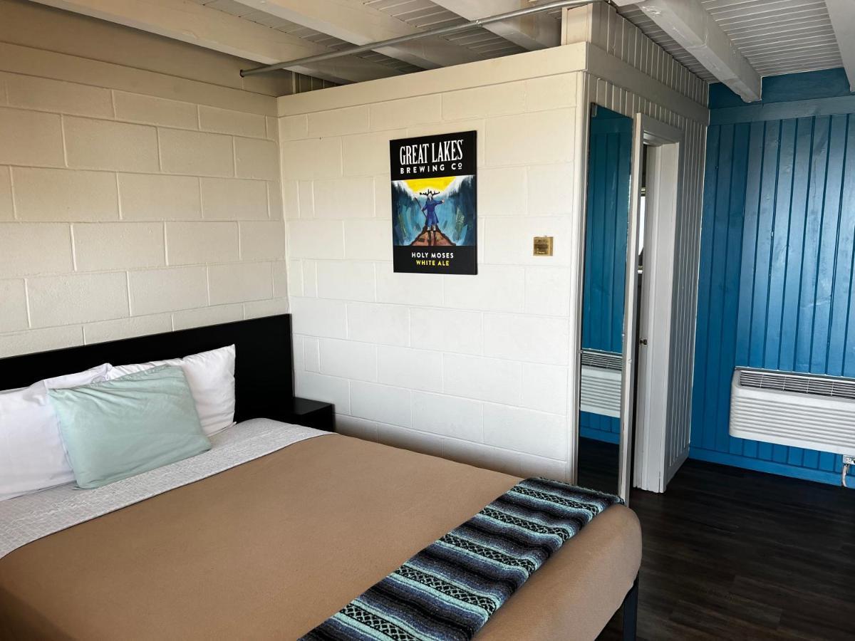 The Cedar Motel แซนดัสกี ภายนอก รูปภาพ